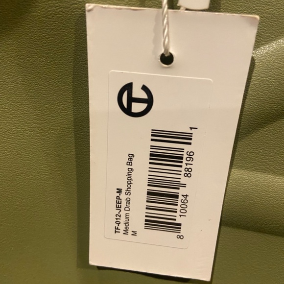 Telfar - Picture 3 of 4